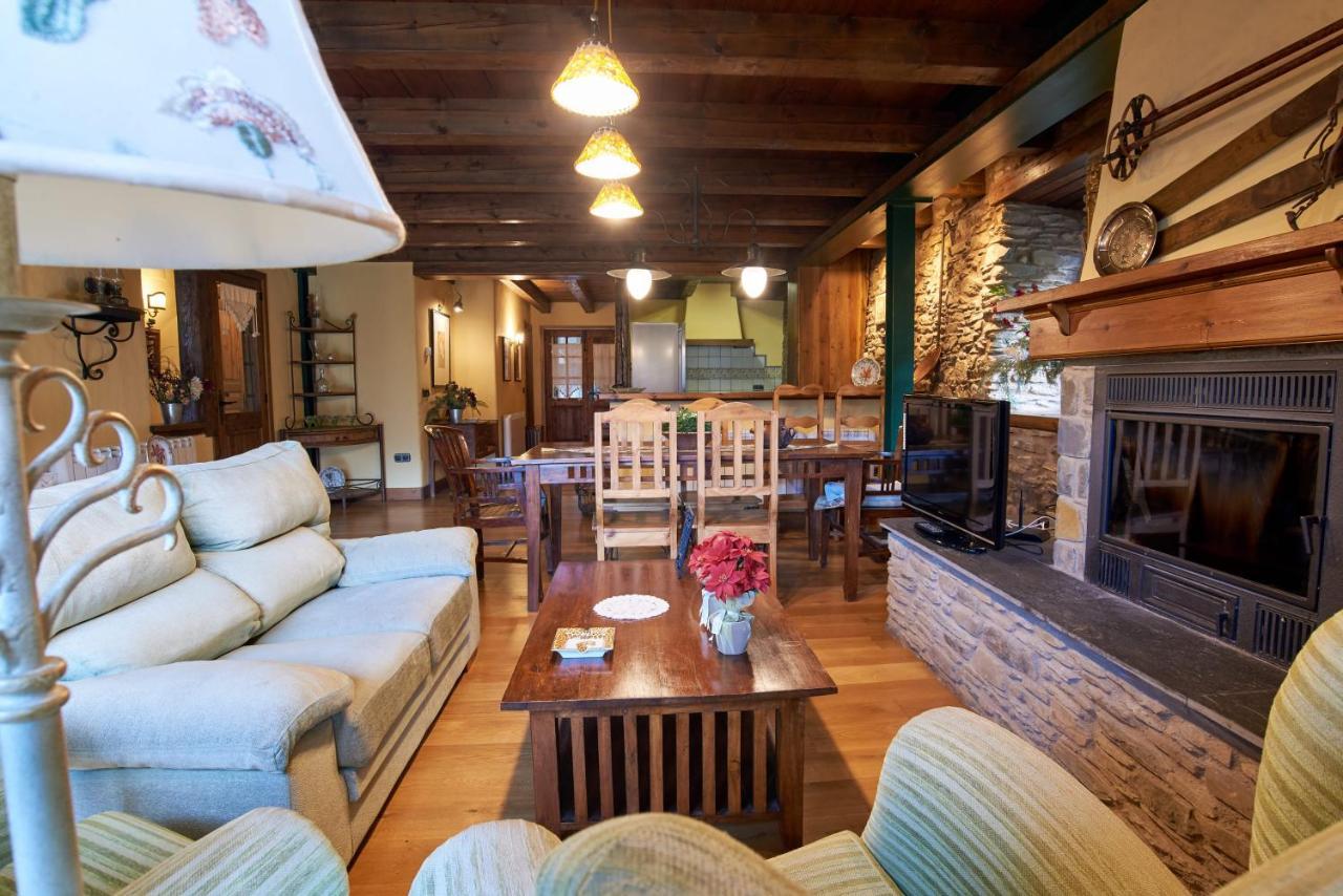 Apartamentos Solsalient Vilac エクステリア 写真