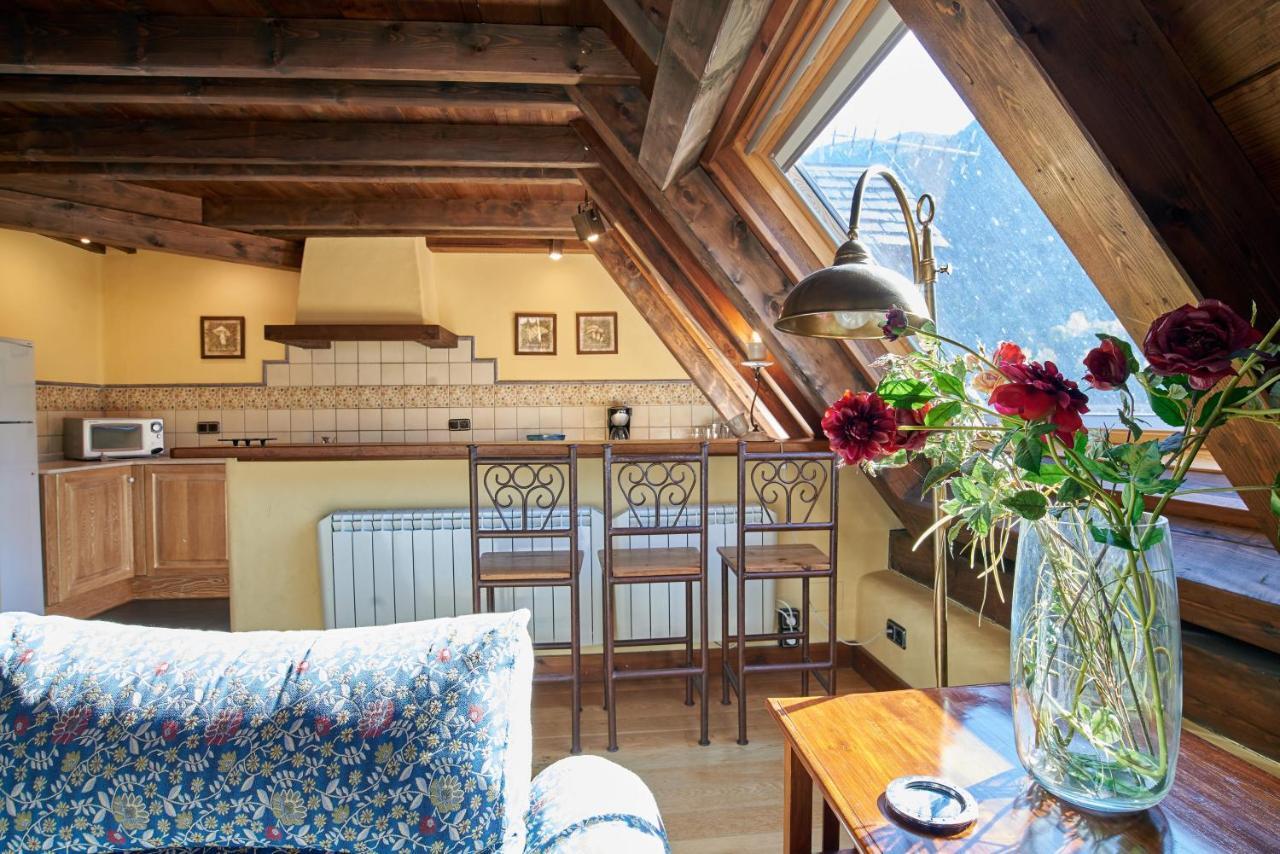 Apartamentos Solsalient Vilac エクステリア 写真