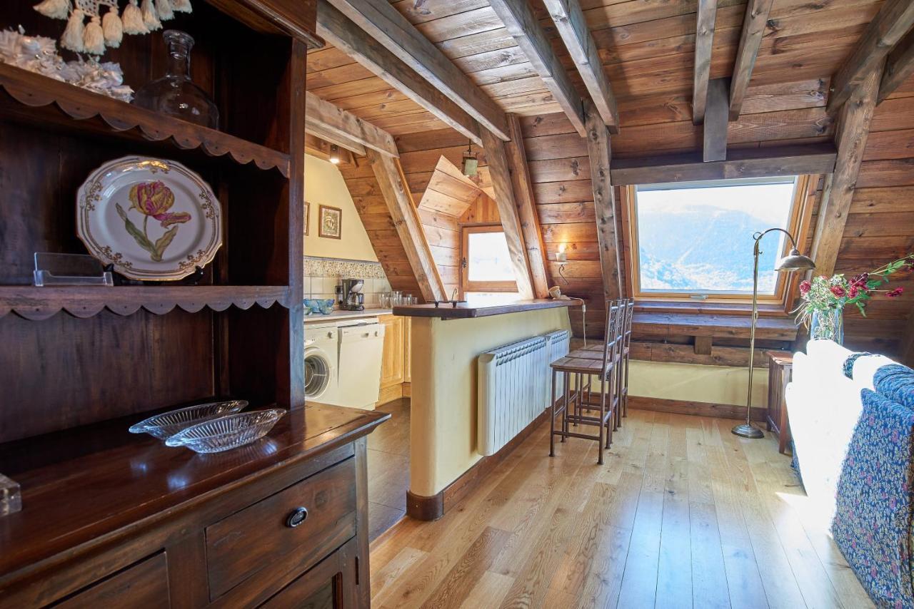 Apartamentos Solsalient Vilac エクステリア 写真