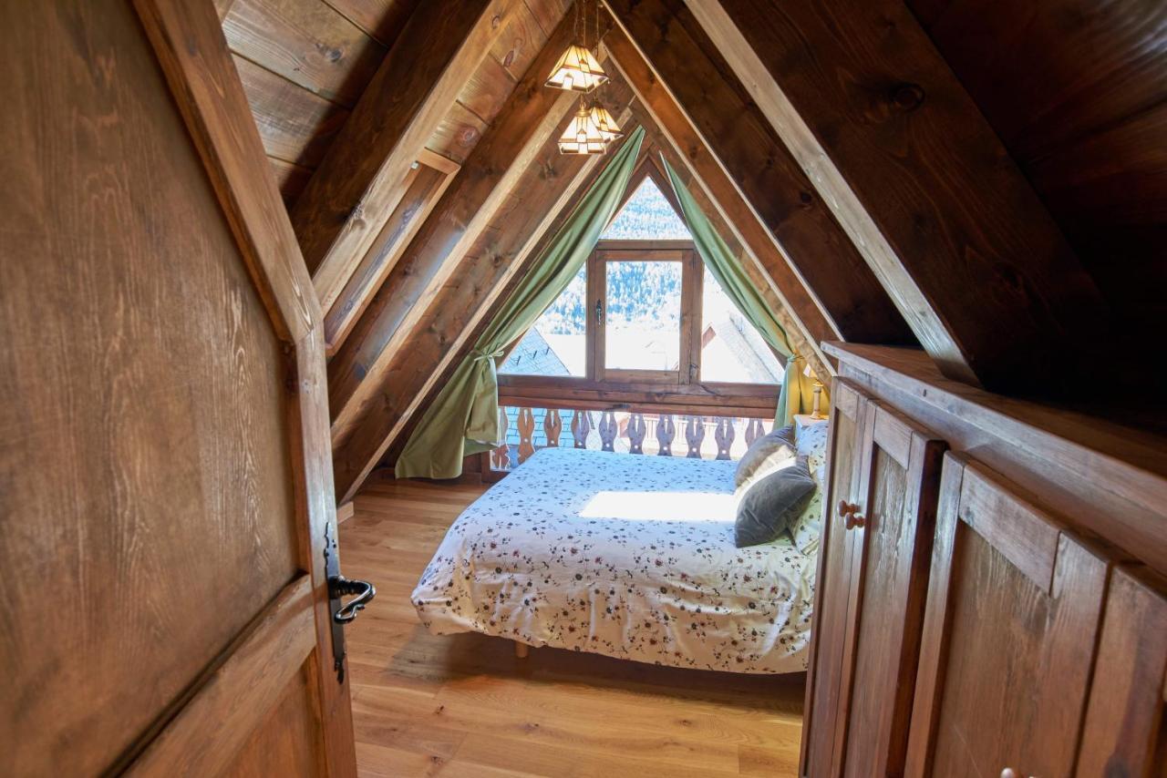 Apartamentos Solsalient Vilac エクステリア 写真